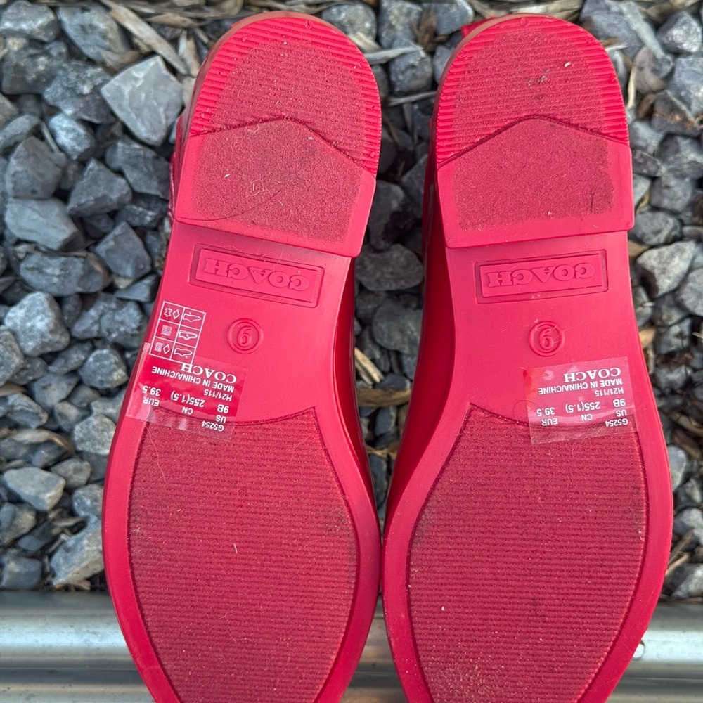 New with tags no box rare women’s red luxury Coach rain boots super cute! - Picture 5 of 6